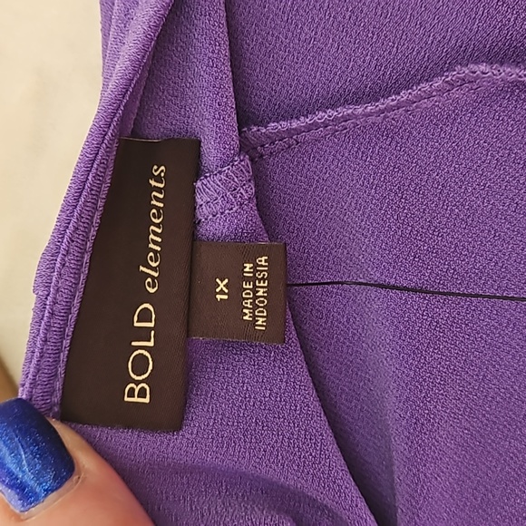 NWT Plus size Bold Elements womens top. - Picture 5 of 6